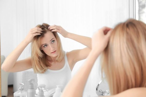 10 Kebiasaan Sehari-hari untuk Mendukung Kesehatan Rambut Anak
