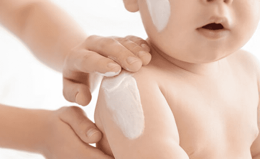 5 Tips Merawat Kulit Bayi agar Tetap Lembut dan Sehat 5 Tips Merawat Kulit Bayi agar Tetap Lembut dan Sehat