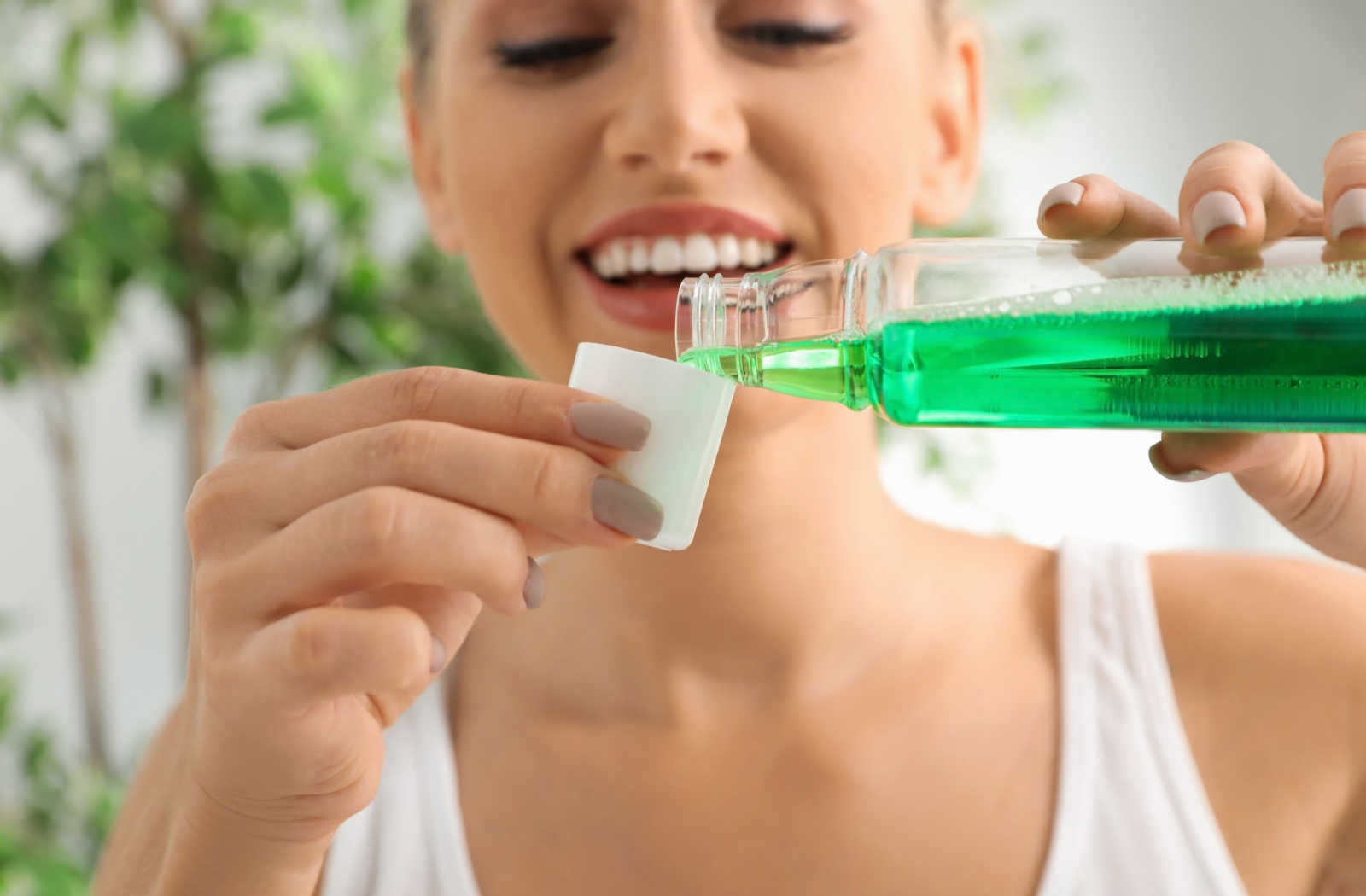 Cara Menggunakan Obat Kumur dengan Benar: 5 Langkah Mudah