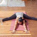5 Gerakan Yoga yang Bantu Paha Tetap Lentur