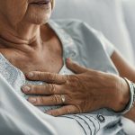 10 Cara Mengenali Nyeri Dada Akibat Asam Lambung