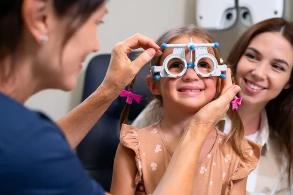 10 Tips Merawat Mata Anak agar Tetap Sehat 10 Tips Merawat Mata Anak agar Tetap Sehat